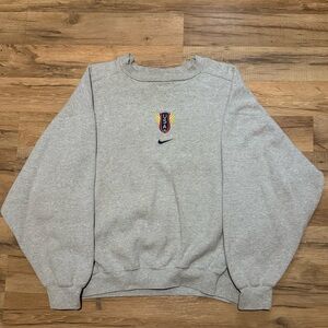 Y2K Nike Team USA Track And Field Center Swoosh Crewneck Sweatshirt